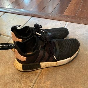 Children size 5.5/ woman’s 7.5 Adidas Ultraboost